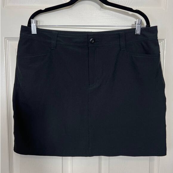 Eddie Bauer Womens 14 / XL Adventurer 2.0 Active Skirt Skort Black Golf - Picture 2 of 9